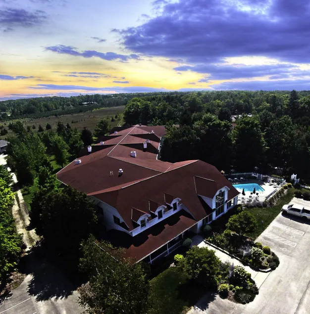 High Point Inn - Image 1