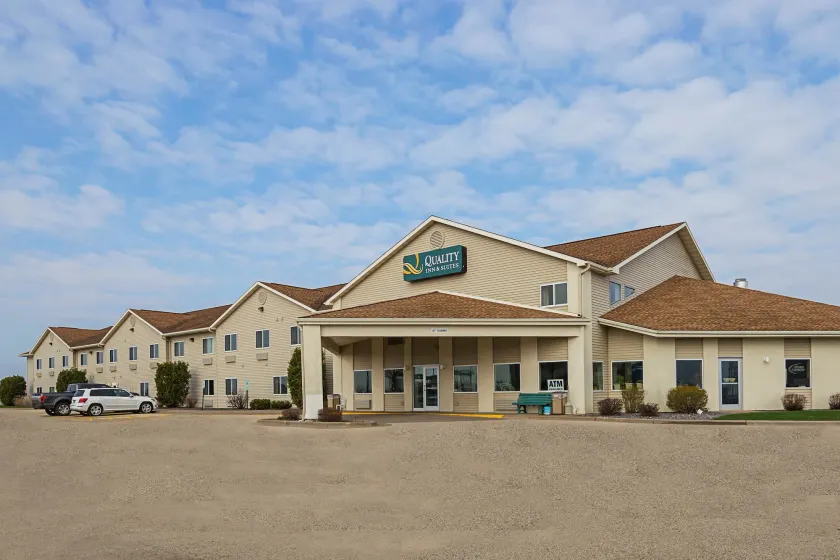 Quality Inn & Suites Belmont - Platteville - Image 1