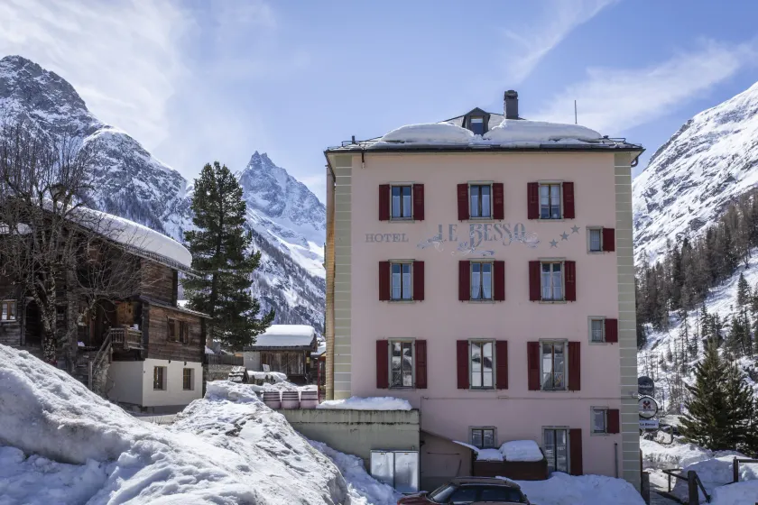 Hôtel Le Besso - Swiss Romantic Lodge Zinal - Image 1