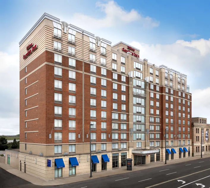 Hilton Garden Inn Cleveland Downtown - Image 1