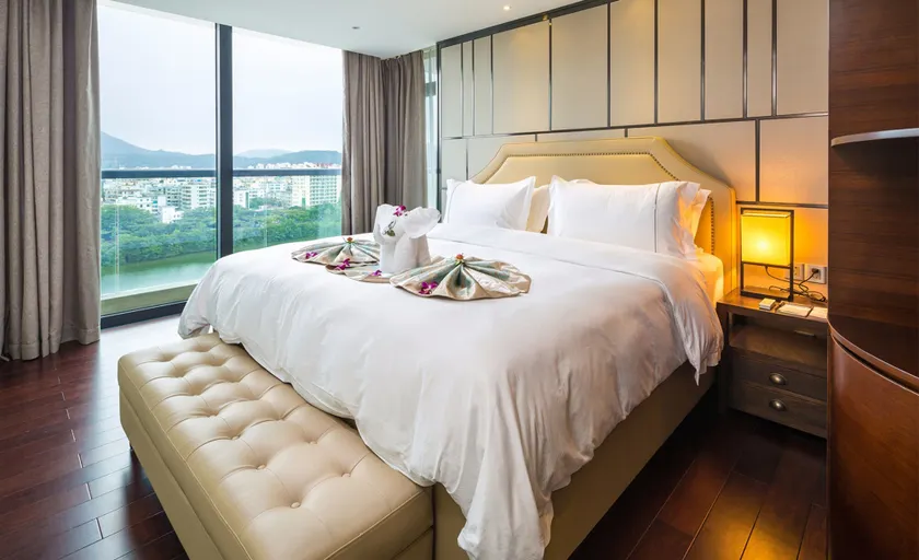 Sanya Shuang Da International Hotel - Image 1