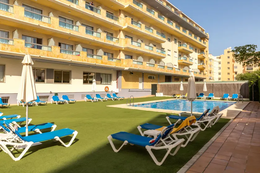 BQ Andalucia Beach Hotel - Image 1