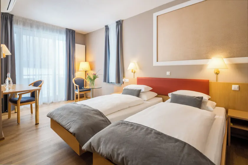 Hotel Classic - Image 1