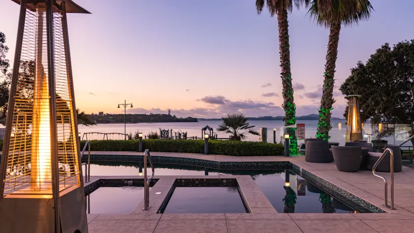 Paihia Beach Resort & Spa Hotel - Image 1