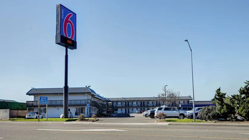 Motel 6-Eureka, CA Redwood Coast - Image 1