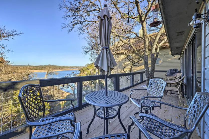 The Cove Lakehouse - Image 1