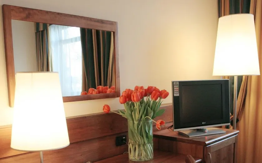 Hotel Master - Image 1