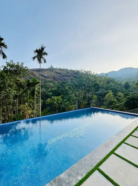 GrandLivet Resort - Image 1
