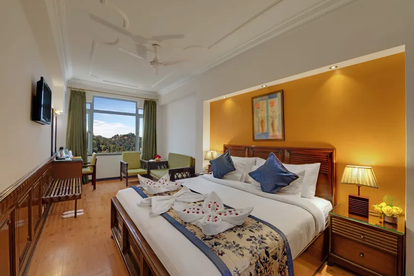 hotel Baljees Regency - Image 1
