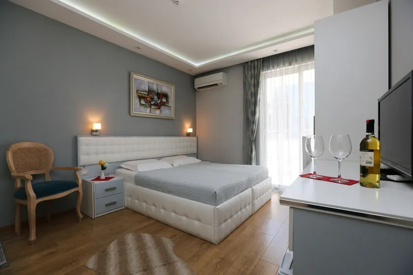 Hotel Vila Verde Gjika - Image 1