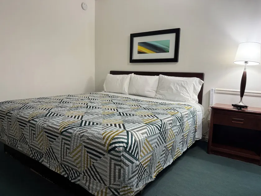 WINDTREE INN - Image 1