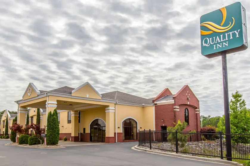 Quality Inn Hanceville US Hwy 31 - Image 1