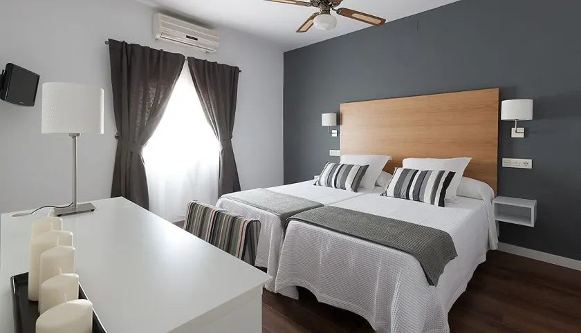 Hotel Llorca - Image 1