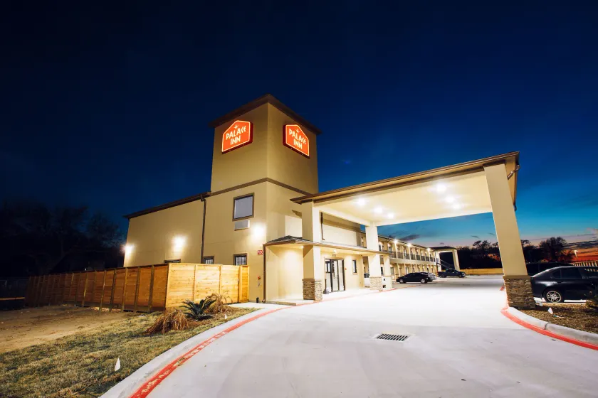 Palace Inn-529 - Image 1