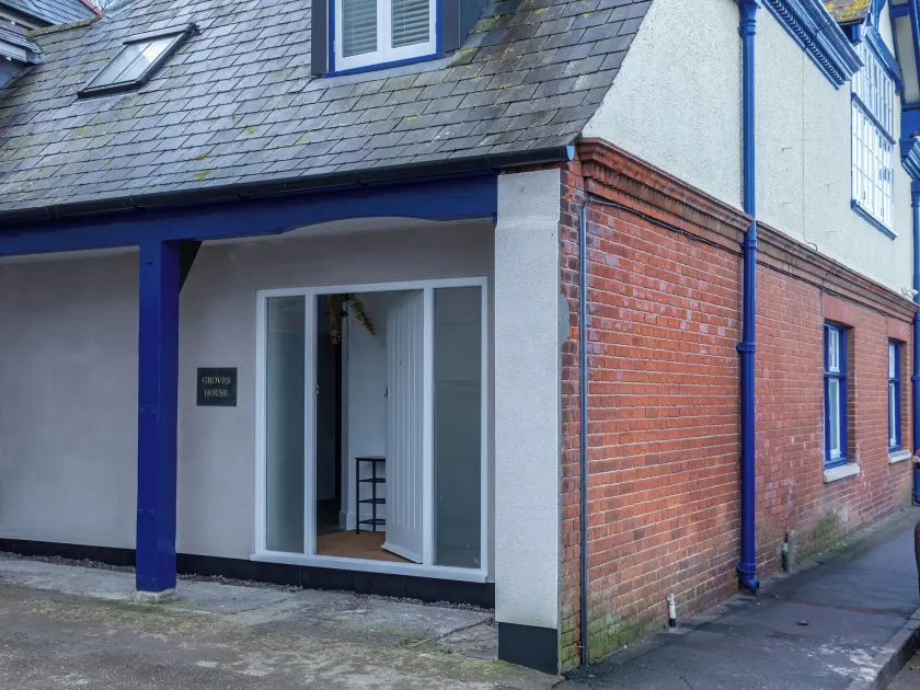 Groves House - Image 1