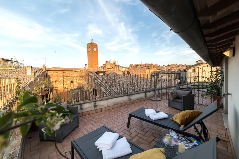 Grand Hotel Italia - Image 1