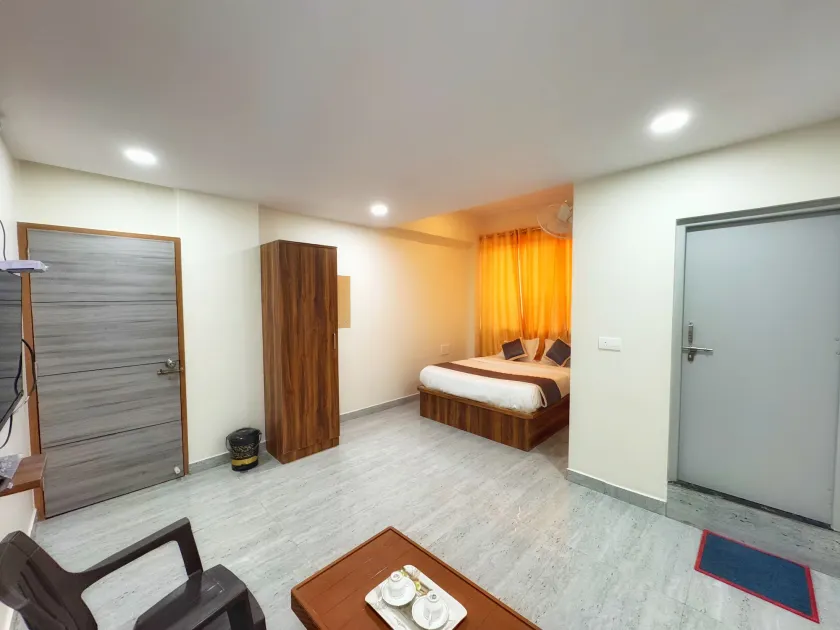 GRS COMFORTS LODGE - Camera