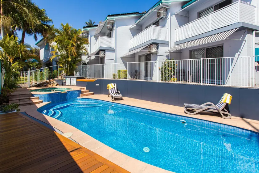 Blueys Motel - Image 1