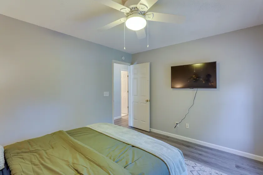 North Charleston Home Near Shopping & Dining! - Intérieur