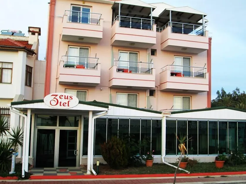 Zeus Hotel - Image 1