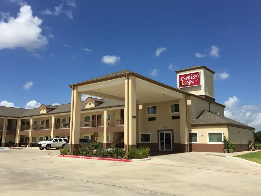 Express Inn - Image 1