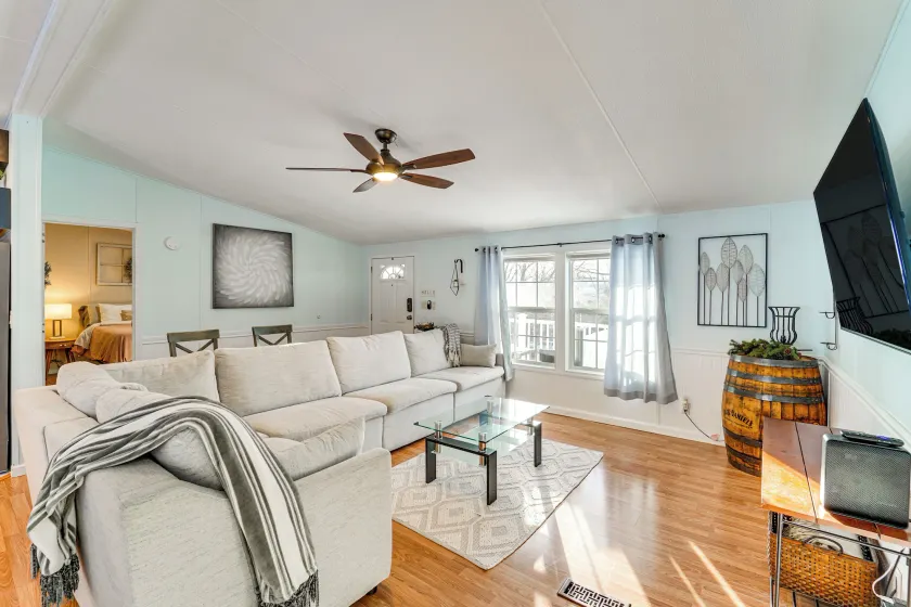 Half-mi to Lakemont Park: Family-friendly Home! - Image 1