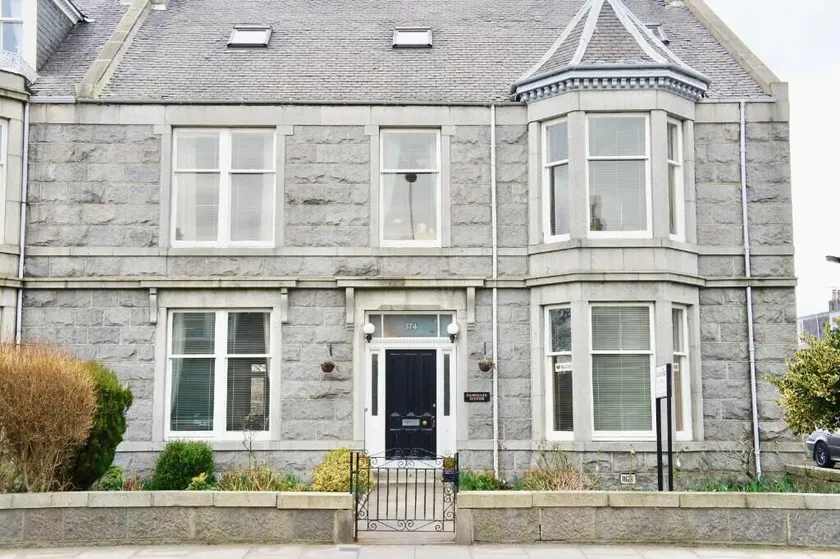 Camillia Guest House - Image 1