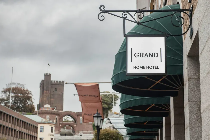 Home Hotel Grand Helsingborg - Image 1