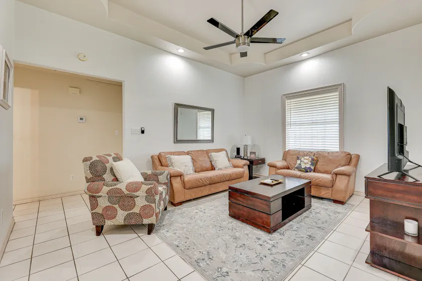 Pet-Friendly San Juan Home with Private Yard and Grill - Image 1