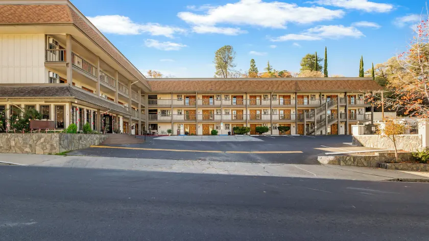 Heritage Inn - Yosemite/Sonora - Image 1