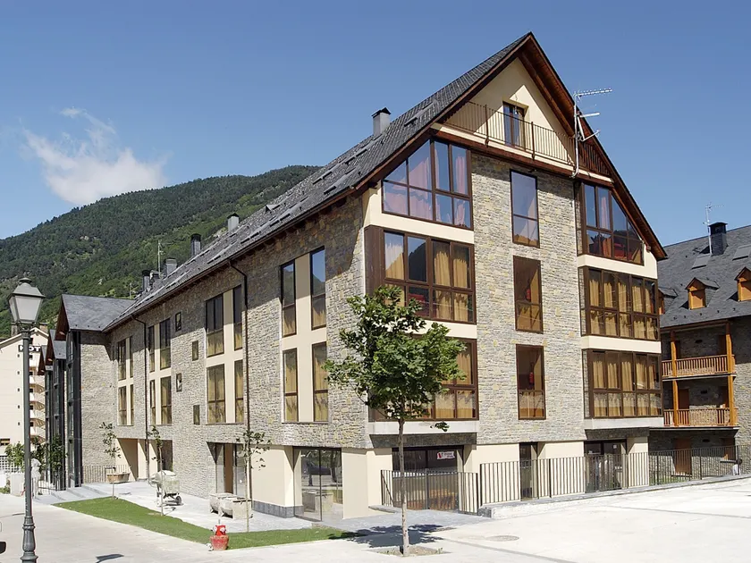 Aparthotel Nou Vielha - Image 1