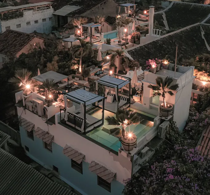 Hotel Casa Lola Deluxe Gallery - Image 1