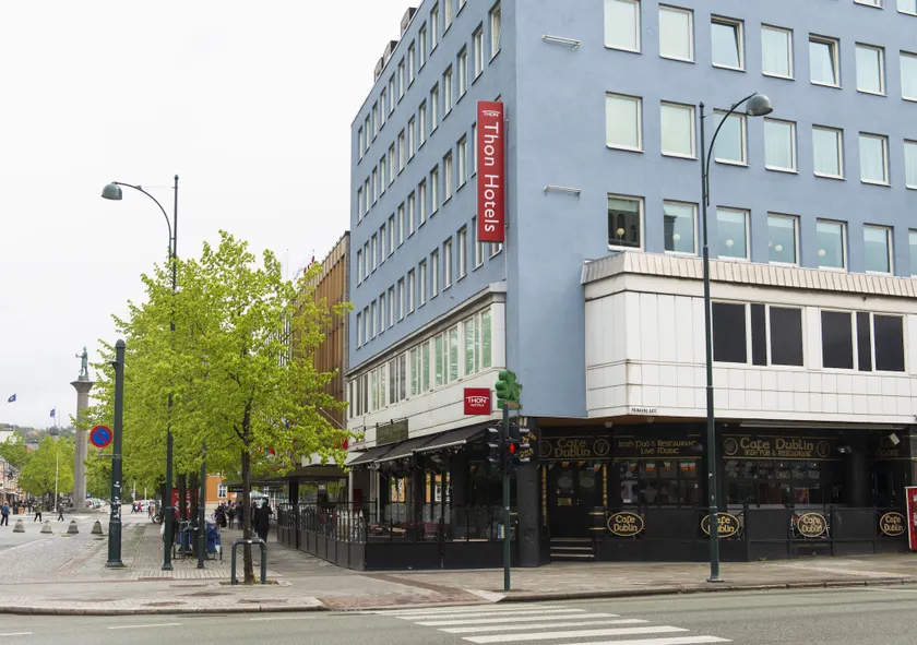 Thon Hotel Trondheim - Image 1