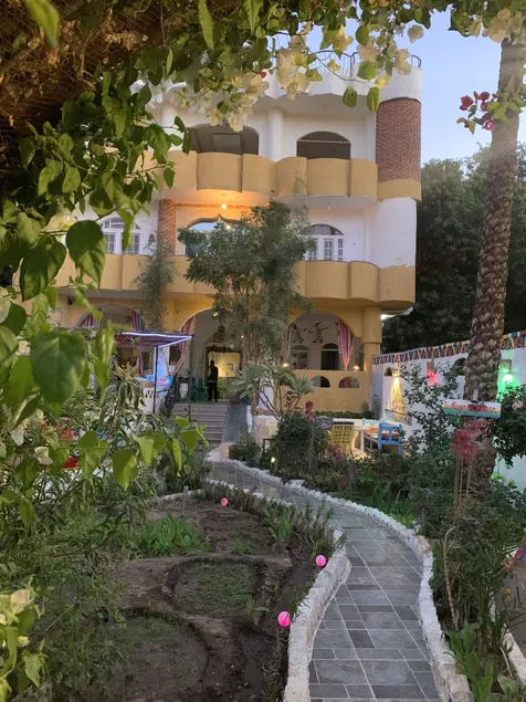 The Mango Guest House - Image 1