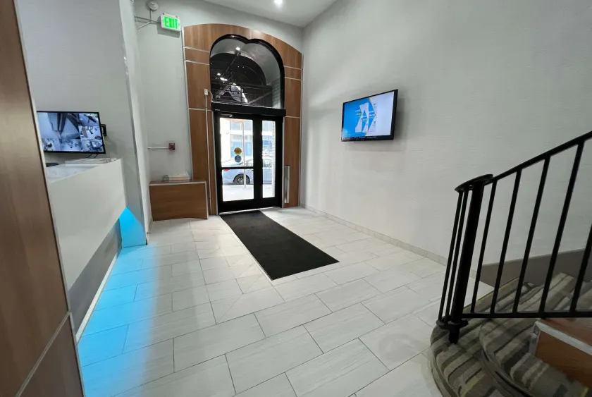Super 8 by Wyndham San Francisco/Union Square Area - Image 1