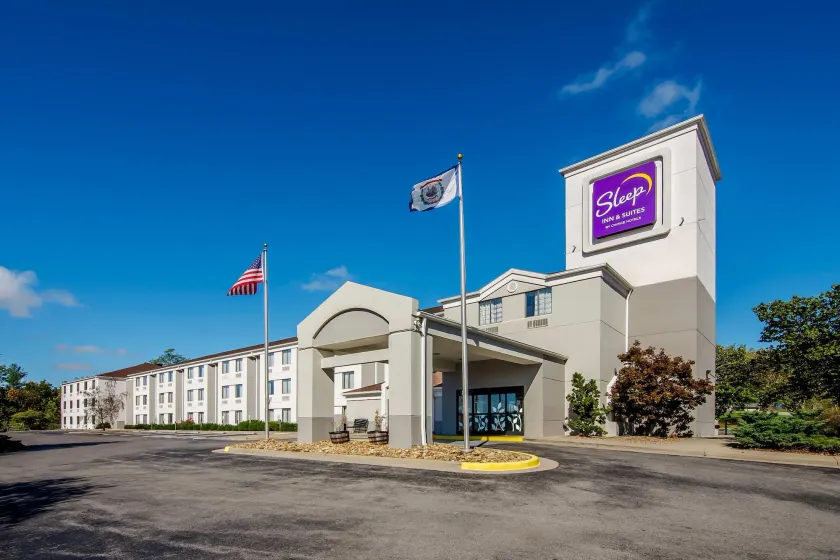 Sleep Inn & Suites Princeton I-77 - Image 1
