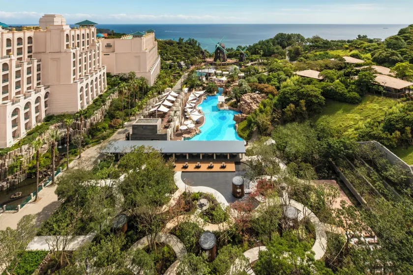 Lotte Hotel Jeju - Image 1