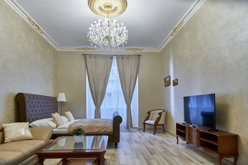 Presidential Apartment In The  Old Town Square - Image 1