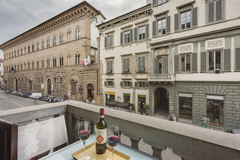 Cavour 10 - Image 1