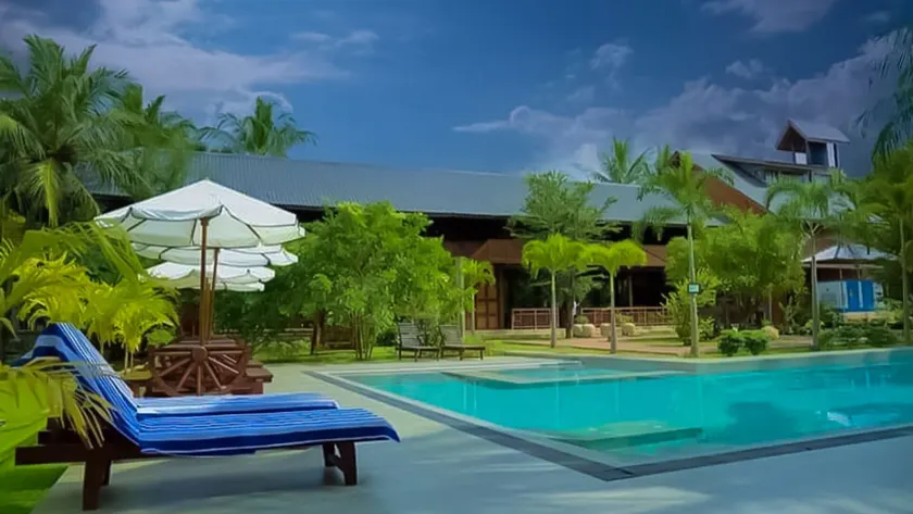 Silver Crown Riverside Resort - Image 1