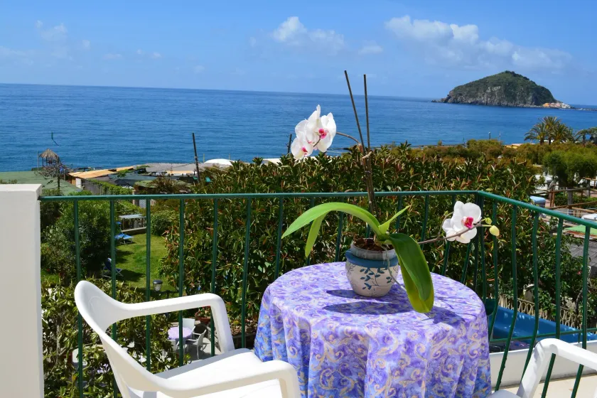 Hotel Maronti - Image 1