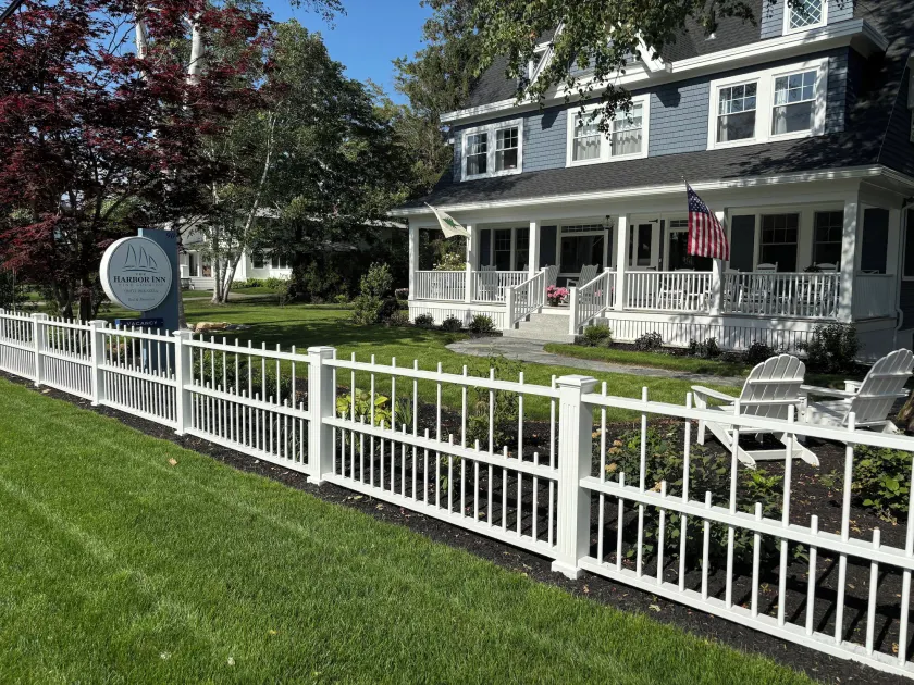 The Harbor Inn - Image 1