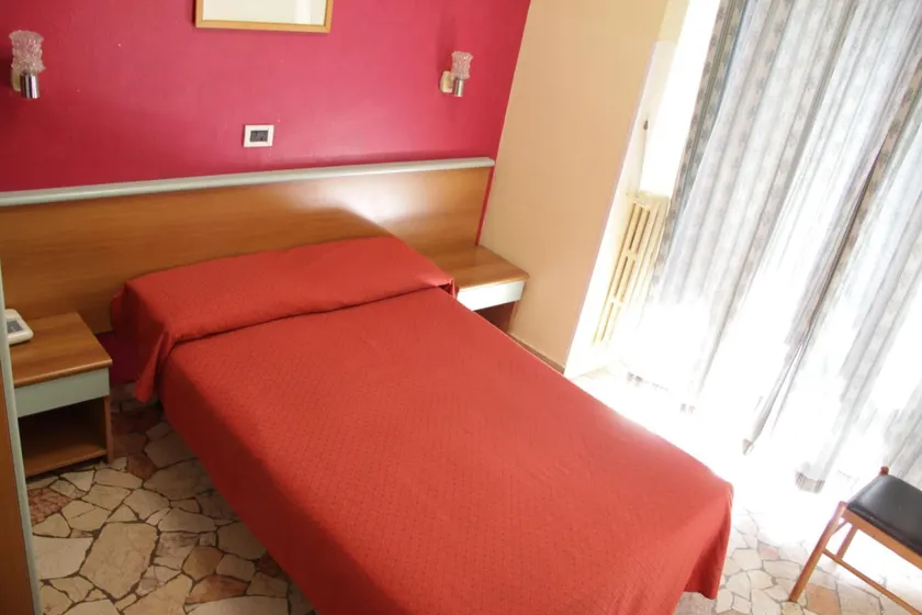 Hotel Del Sud - Image 1