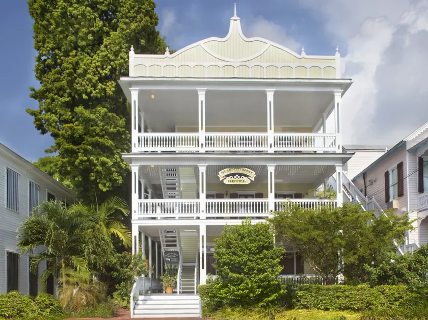Island City House - Image 1