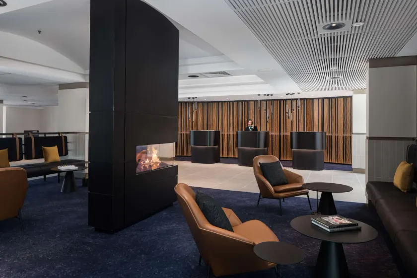 Rydges Canberra - Image 1