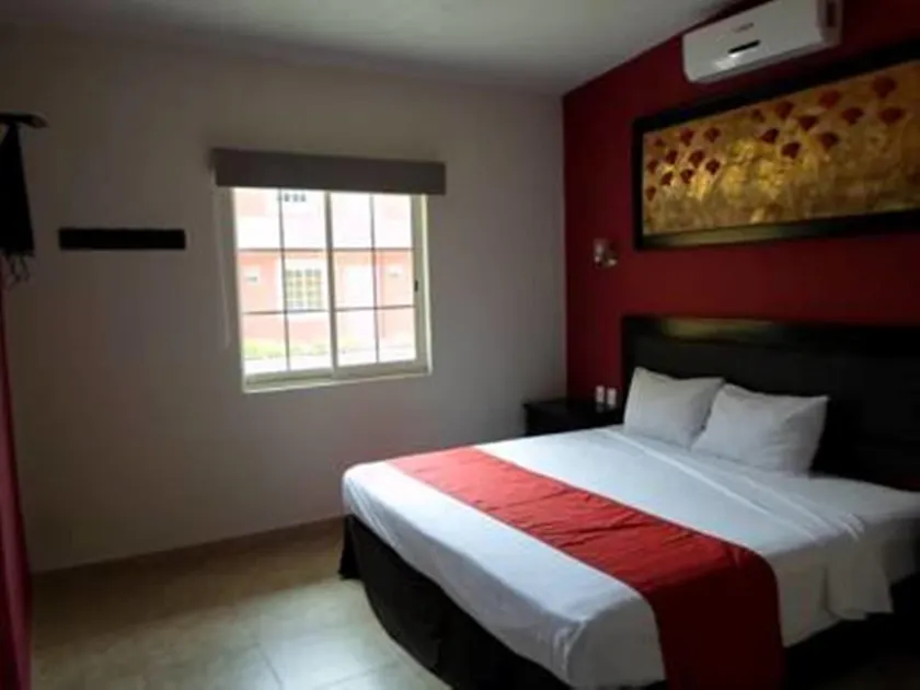 Hotel Montroi City - Image 1