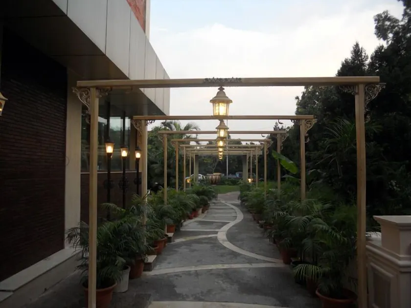 Hotel Aquamarine - Image 1