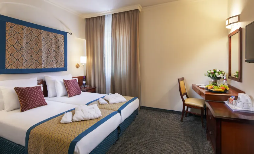 Prima Palace Hotel - Image 1