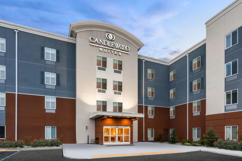 Candlewood Suites Portland Airport by IHG - Image 1