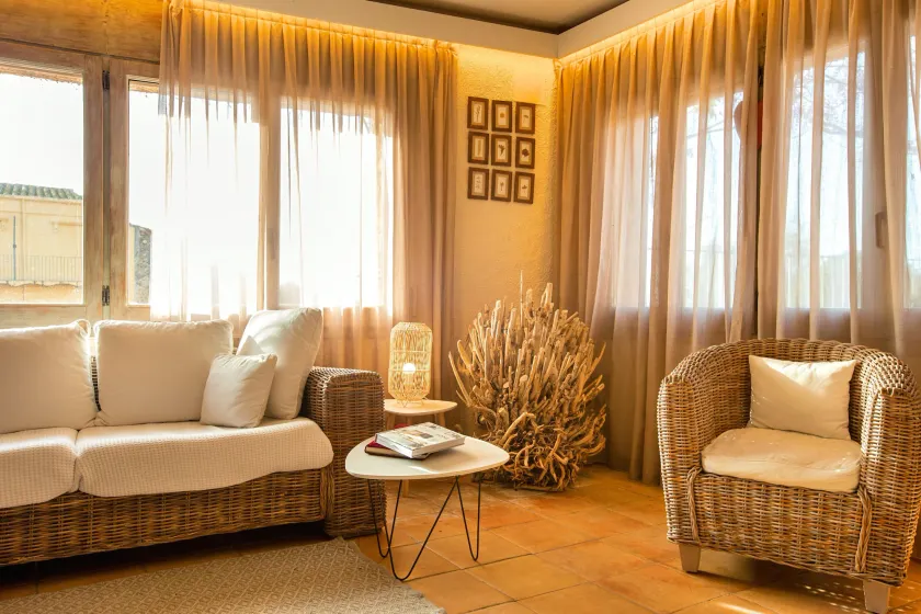 Hotel Boutique Niu de Sol - Designed for Adults - Image 1